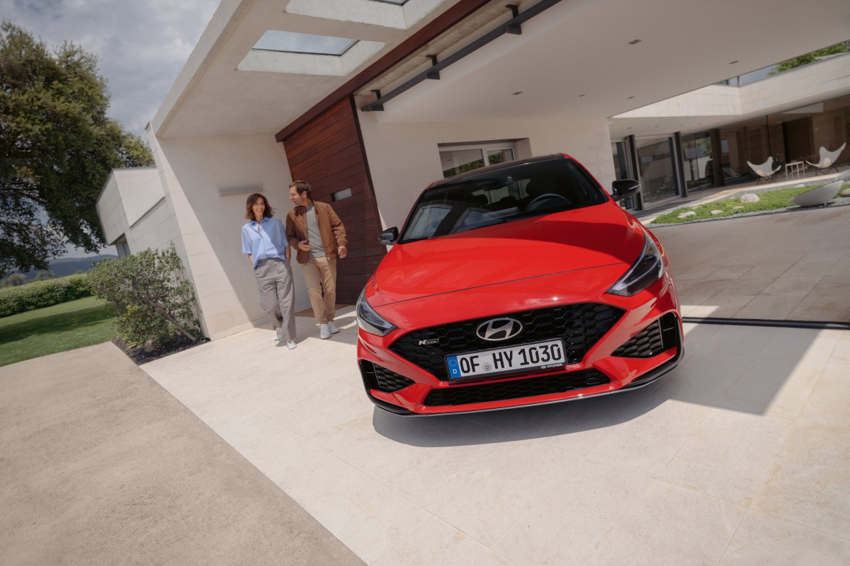 i30